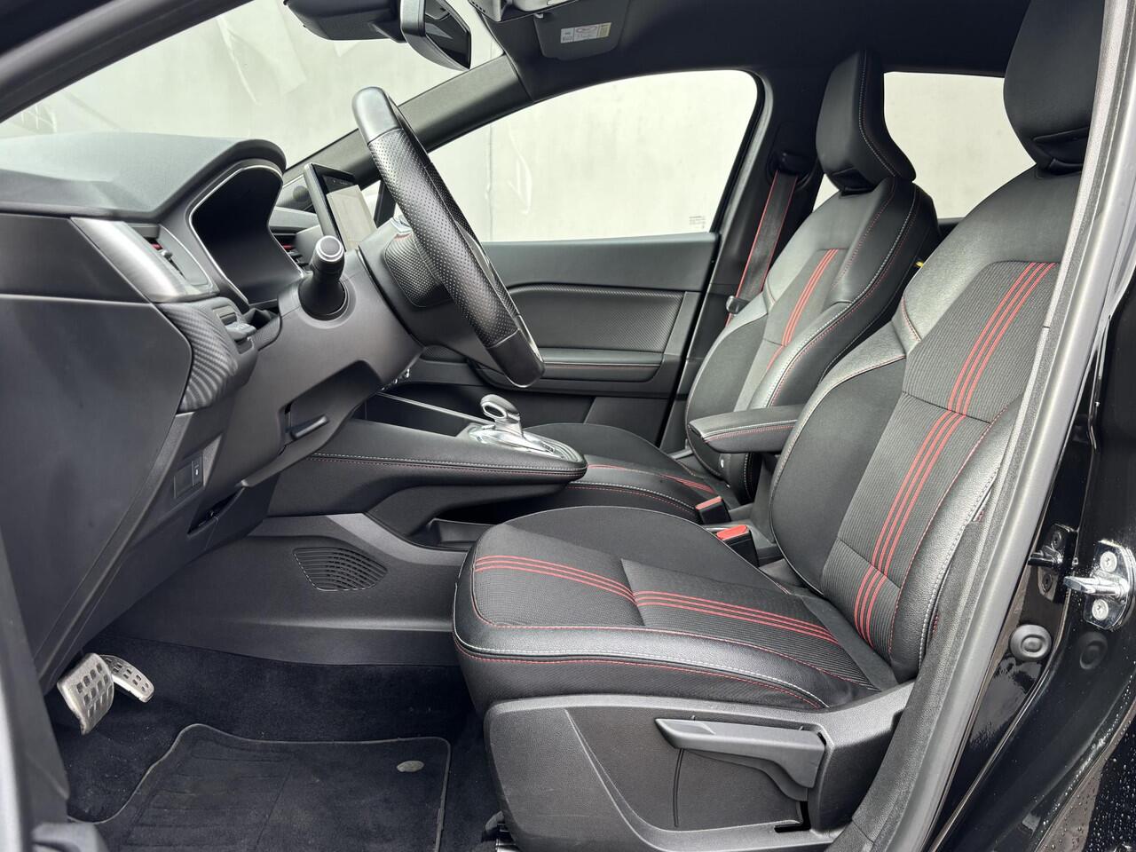 Renault CAPTUR 1.6 E-Tech Plug-in Hybrid 160 R.S. Line / Dealer onderhouden / Navigatie groot scherm / Pack Drive Assist / Apple Carplay/Android Auto / 360 Camera / Stoelverwarming / Adaptief Cruise Control / Keyless Entry/Start / Easy Life Pack / Bose /