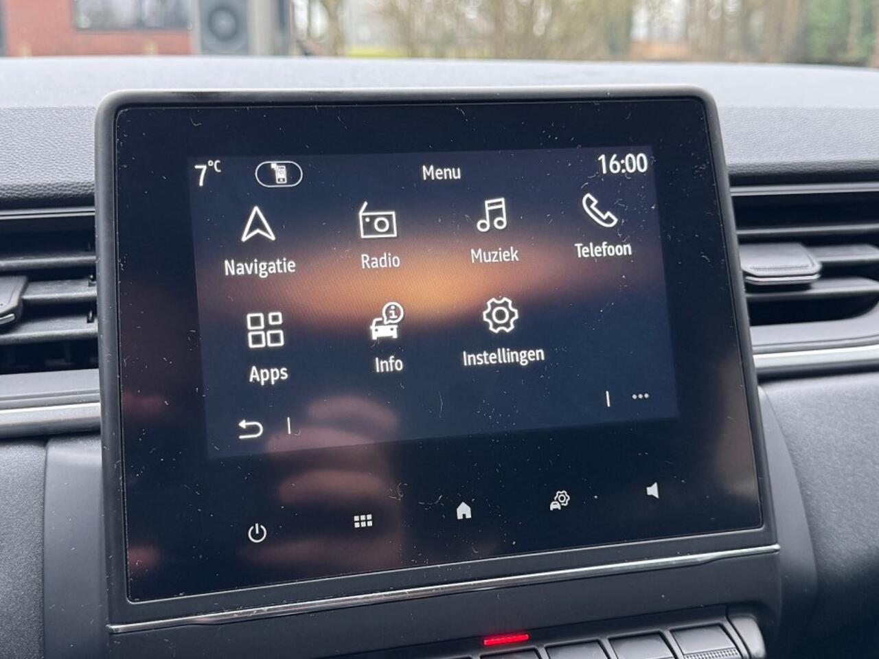 Renault CAPTUR 1.0 TCe 90 Zen airco,navigatie,sportdop,cruise