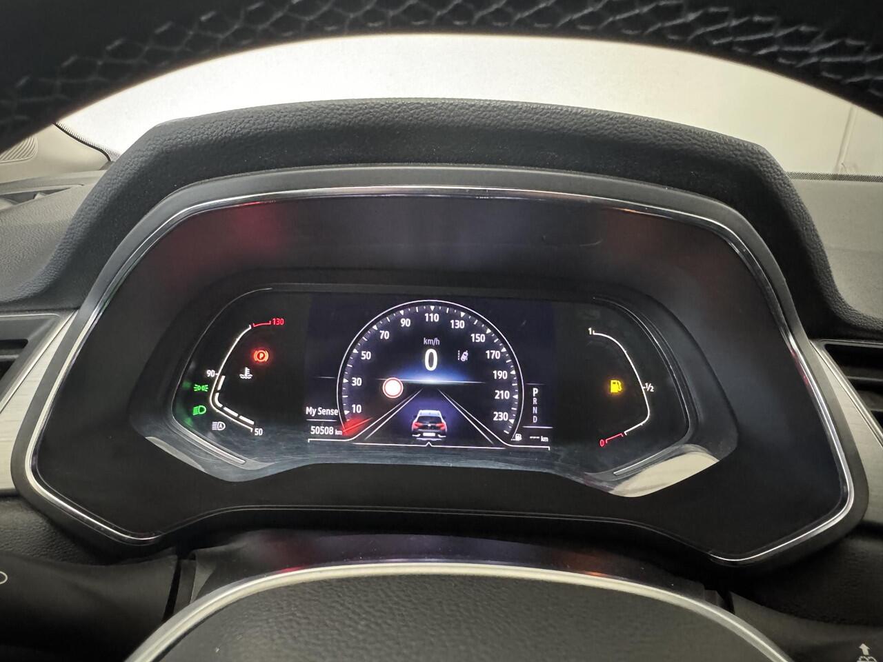 Renault CAPTUR 1.3 TCe 140 Intens | Achteruitrijcamera | Navigatie | Climate Control | Cruise Control |