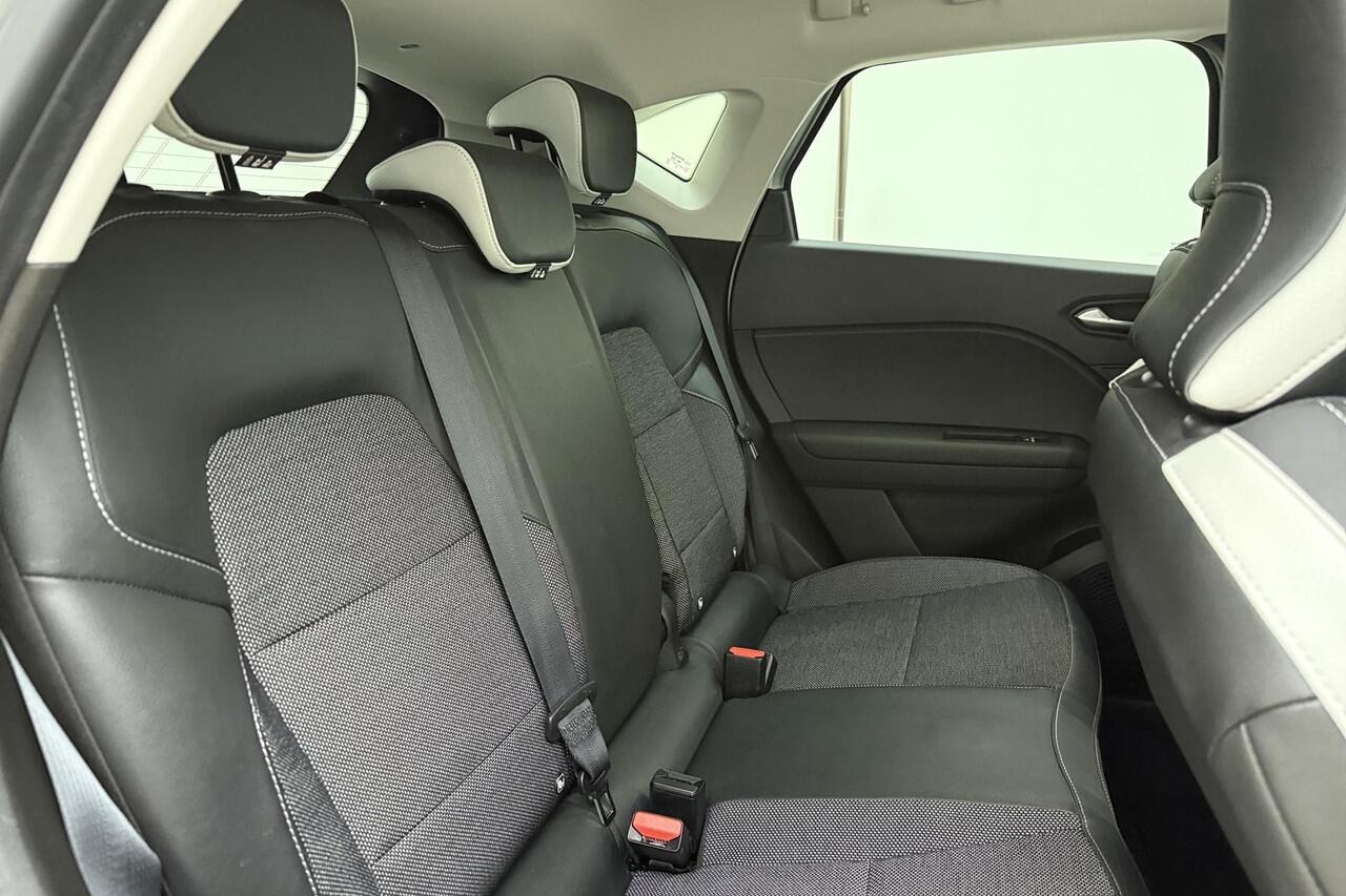 Renault CAPTUR 1.6 E-Tech Plug-in Hybrid 160 Edition One Automaat | Navigatie | Trekhaak | Half lederen bekleding | Keylee | Cruise control | Extra getint glas