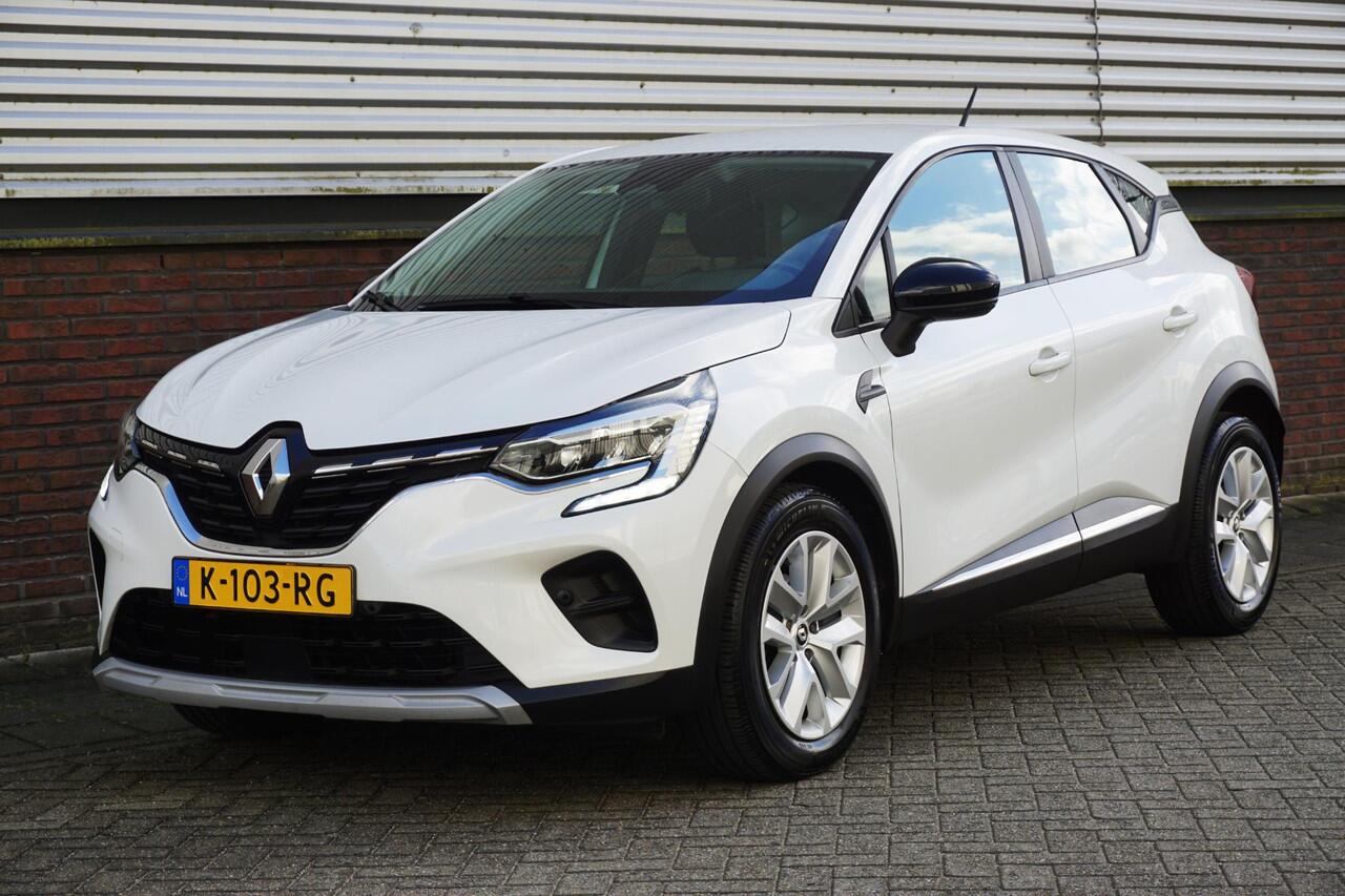 Renault CAPTUR 1.0 TCe 90 Camera+PDC/Metallic lak/Navigatie/ Michelinbanden, bijna nieuw!