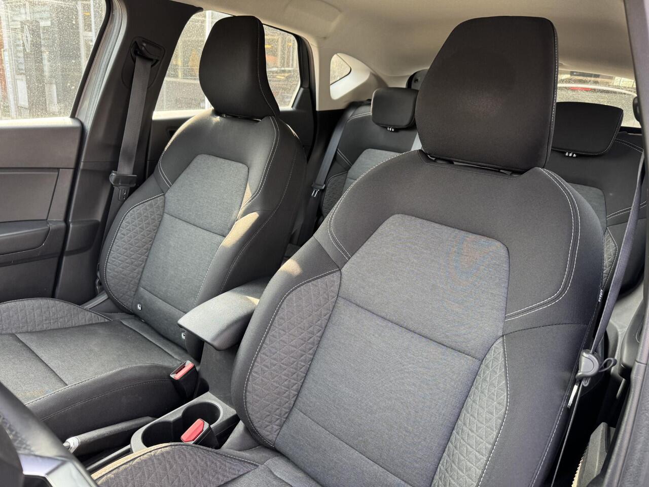 Renault CAPTUR 1.6 E-Tech full hybrid 145 evolution