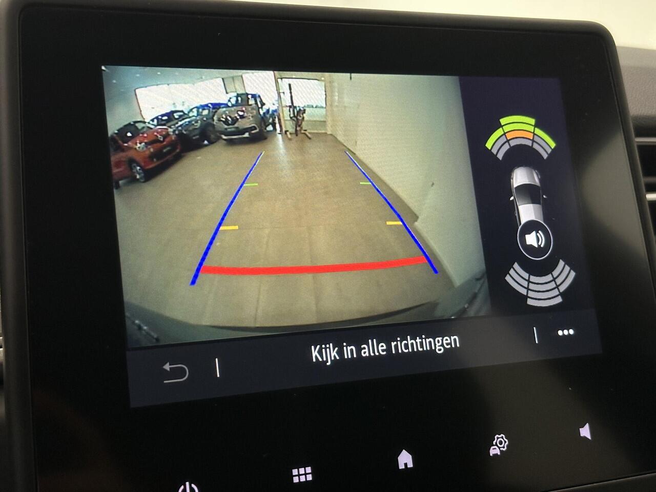 Renault CAPTUR 1.6 E-Tech Full Hybrid 145 Intens | Navigatie | Climate Control | Cruise Control | Lichtmetalen velgen 17" | Parkeersensoren voor, achter en achteruitrijcamera | Apple Carplay/Android Auto