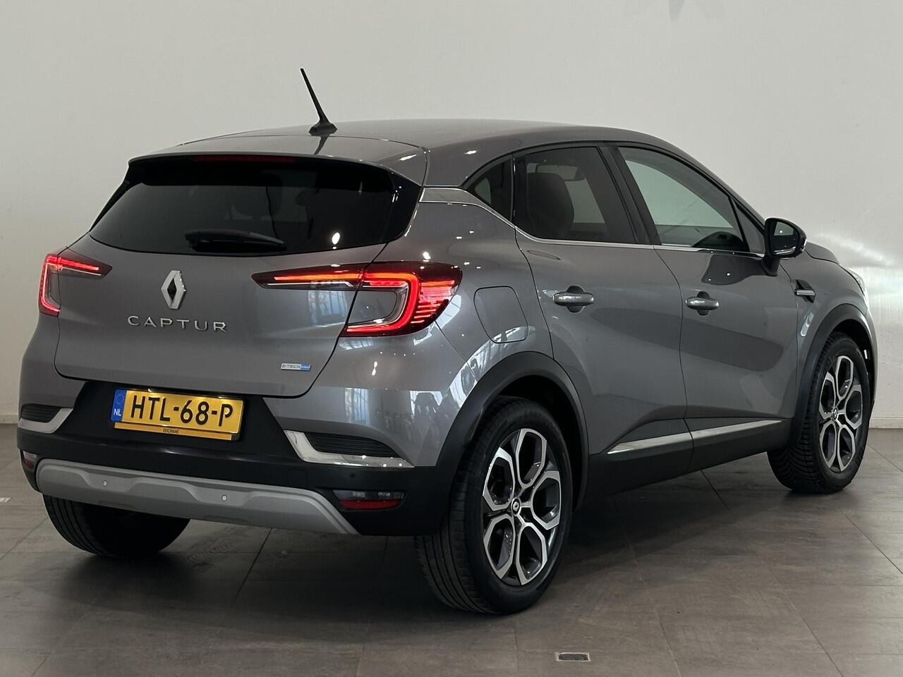 Renault CAPTUR 1.6 E-Tech Full Hybrid 145 Intens | Navigatie | Climate Control | Cruise Control | Lichtmetalen velgen 17" | Parkeersensoren voor, achter en achteruitrijcamera | Apple Carplay/Android Auto