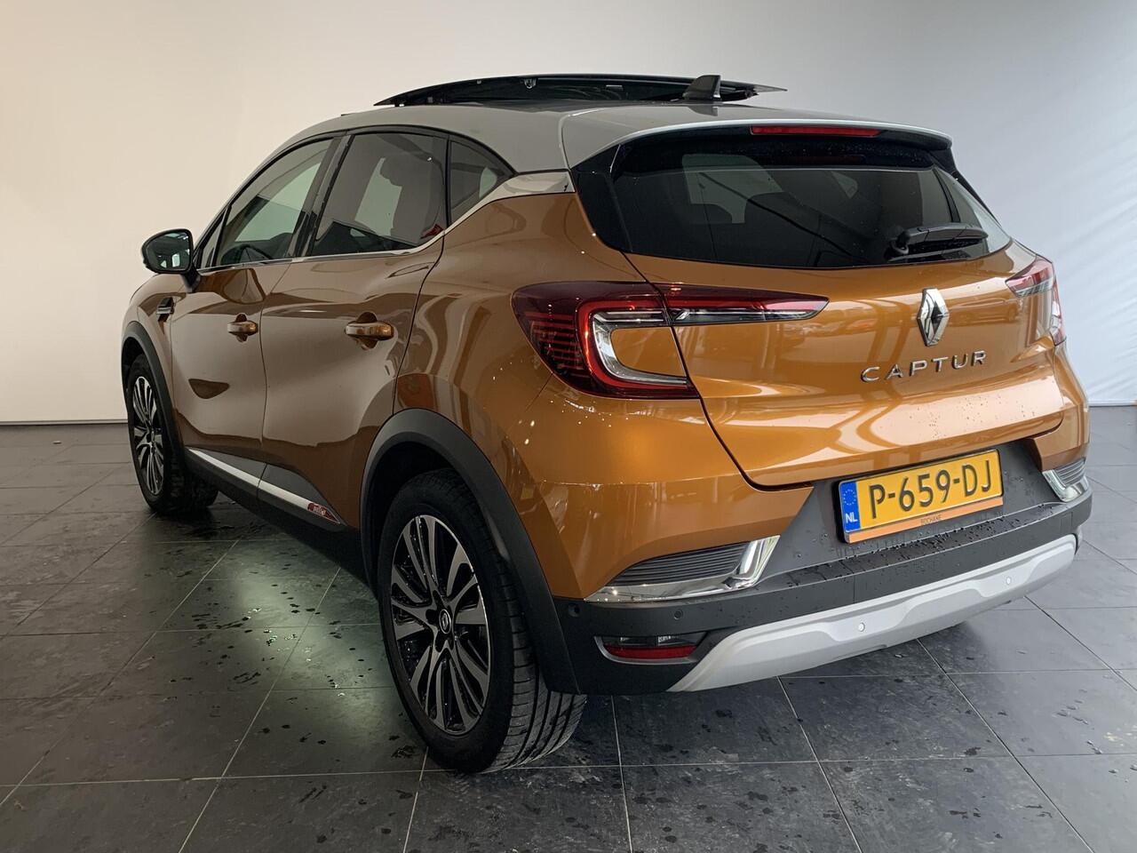 Renault CAPTUR 1.3 TCe 140 Initiale Paris | PANORAMADAK | RONDOM ZICHT CAMERA | STOEL-EN STUURVERWARMING