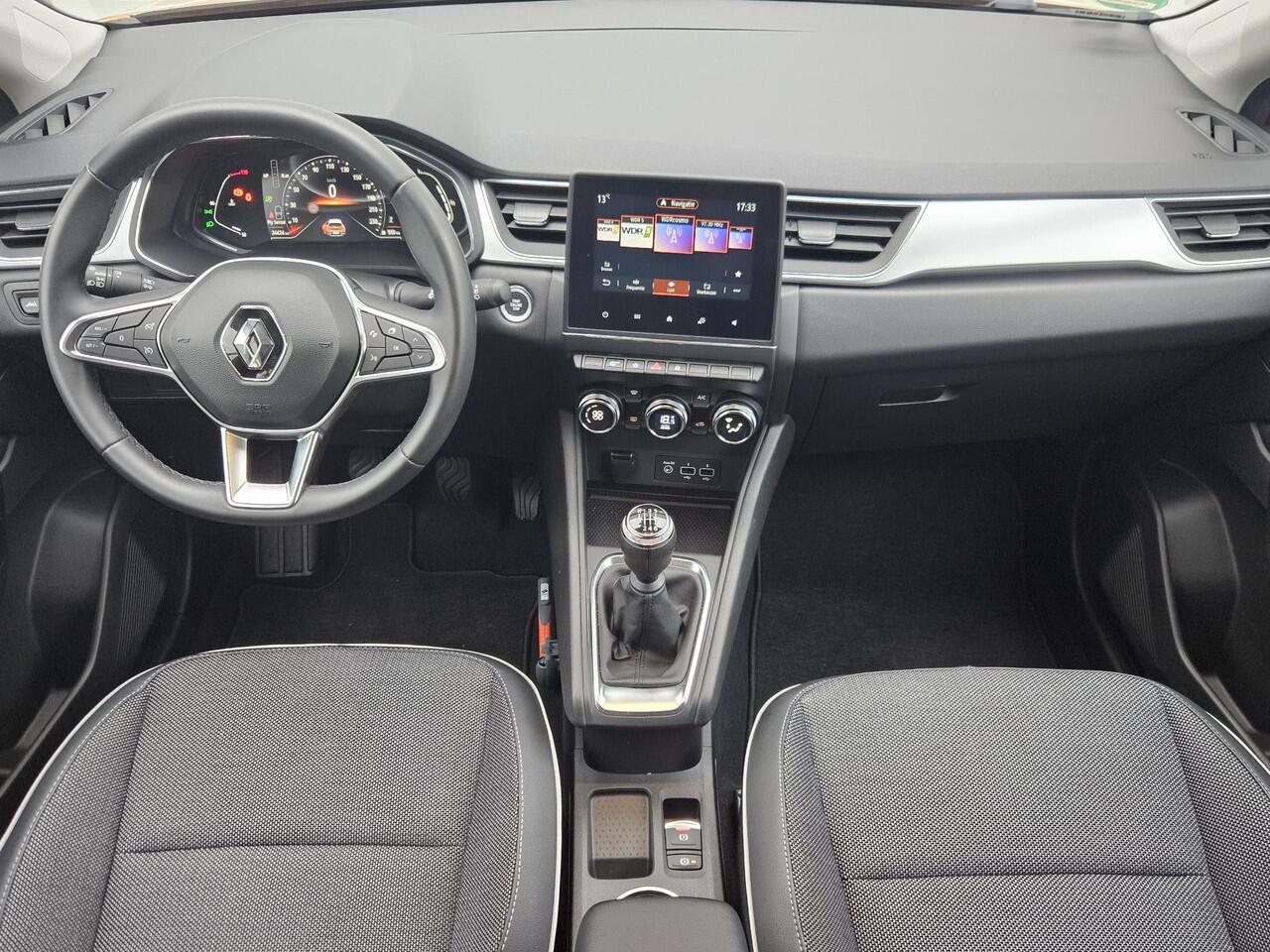 Renault CAPTUR 1.0 TCe 90 Intens / 1e Eigenaar / Dealer Onderhouden / All Season Banden / Achteruitrijcamera / Parkeersensoren/ Climate Control / Apple Carplay & Android Auto /