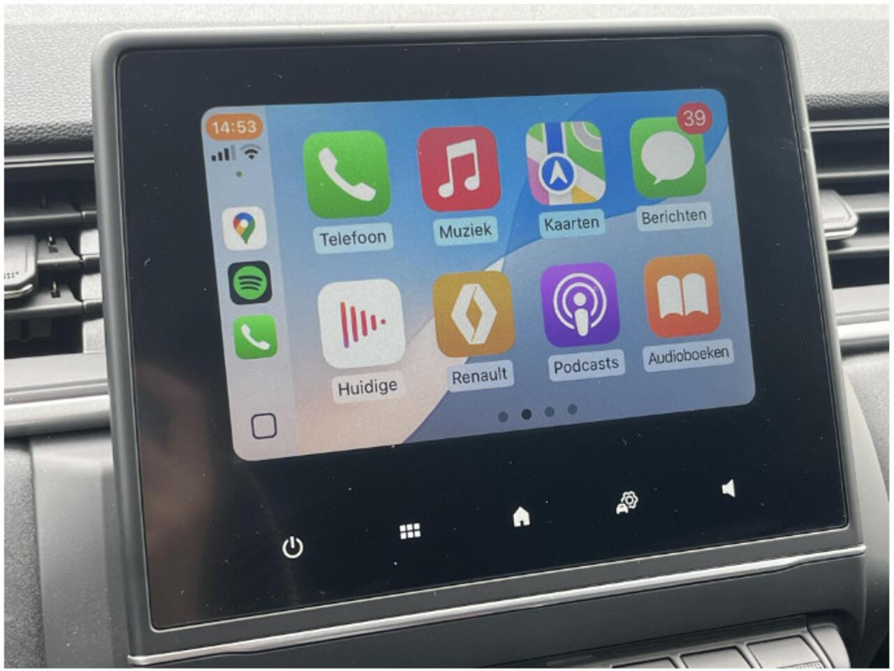 Renault CAPTUR 1.0 TCe 90 Intens / 1e Eigenaar / Dealer Onderhouden / All Season Banden / Achteruitrijcamera / Parkeersensoren/ Climate Control / Apple Carplay & Android Auto /