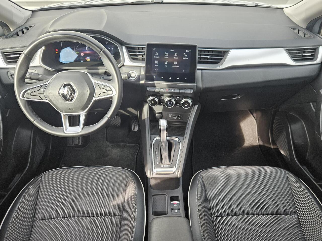 Renault CAPTUR 1.6 E-Tech plug-in hybrid 160 Intens Automaat / Navigatie / Apple Carplay & Android Auto / Parkeersensor Achter / Climate Controle /