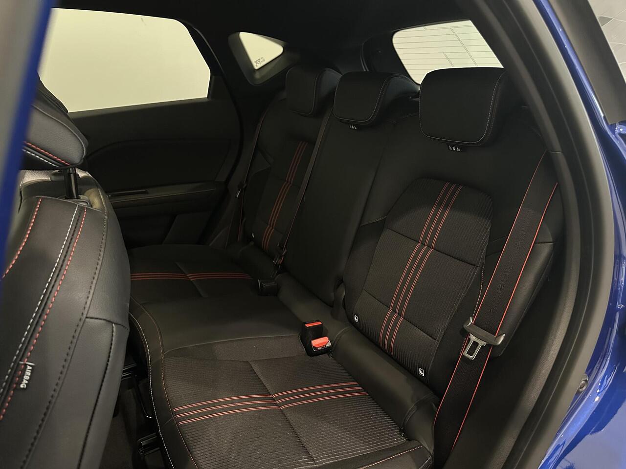 Renault CAPTUR 1.3 TCe 140 EDC R.S. Line | Navigatie 9,3" | Digitaal Dashboard | Apple Carplay/Android Auto | 1e eigenaar + dealer onderouden!