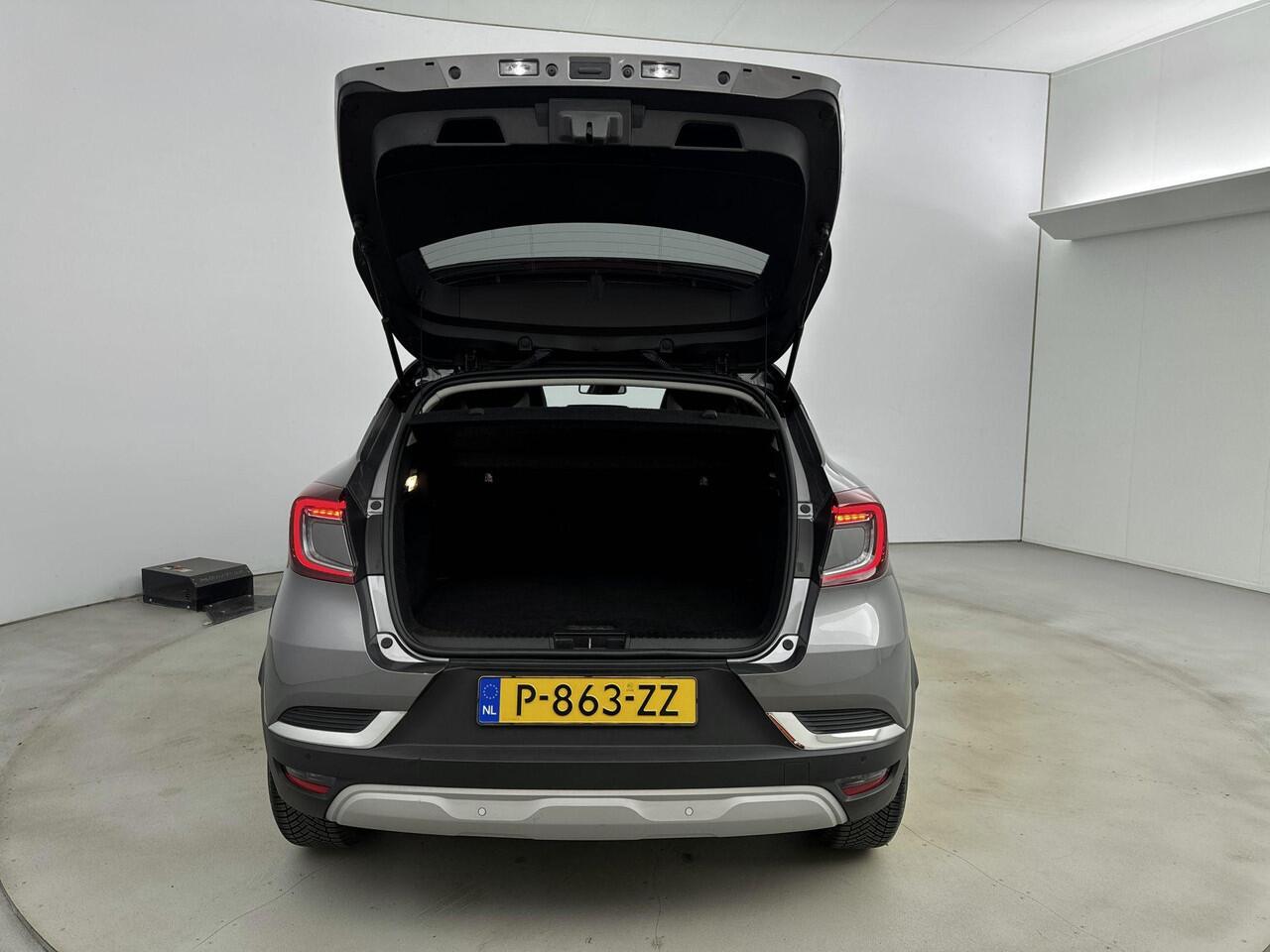 Renault CAPTUR 1.0 TCe Intens 90PK | Achteruitrijcamera | Parkeersensoren | Navigatie | Apple Carplay/Android Auto | Climate Control