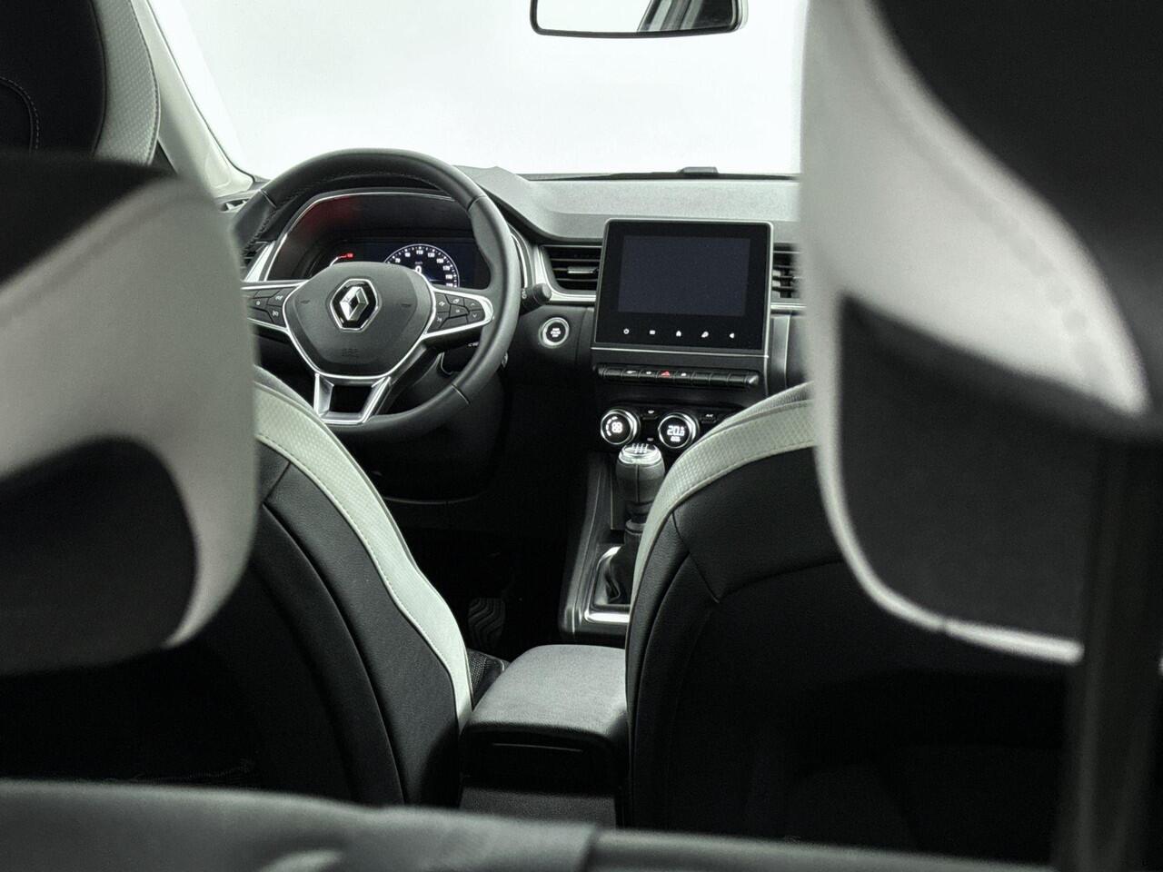 Renault CAPTUR 1.0 TCe Intens 90PK | Achteruitrijcamera | Parkeersensoren | Navigatie | Apple Carplay/Android Auto | Climate Control