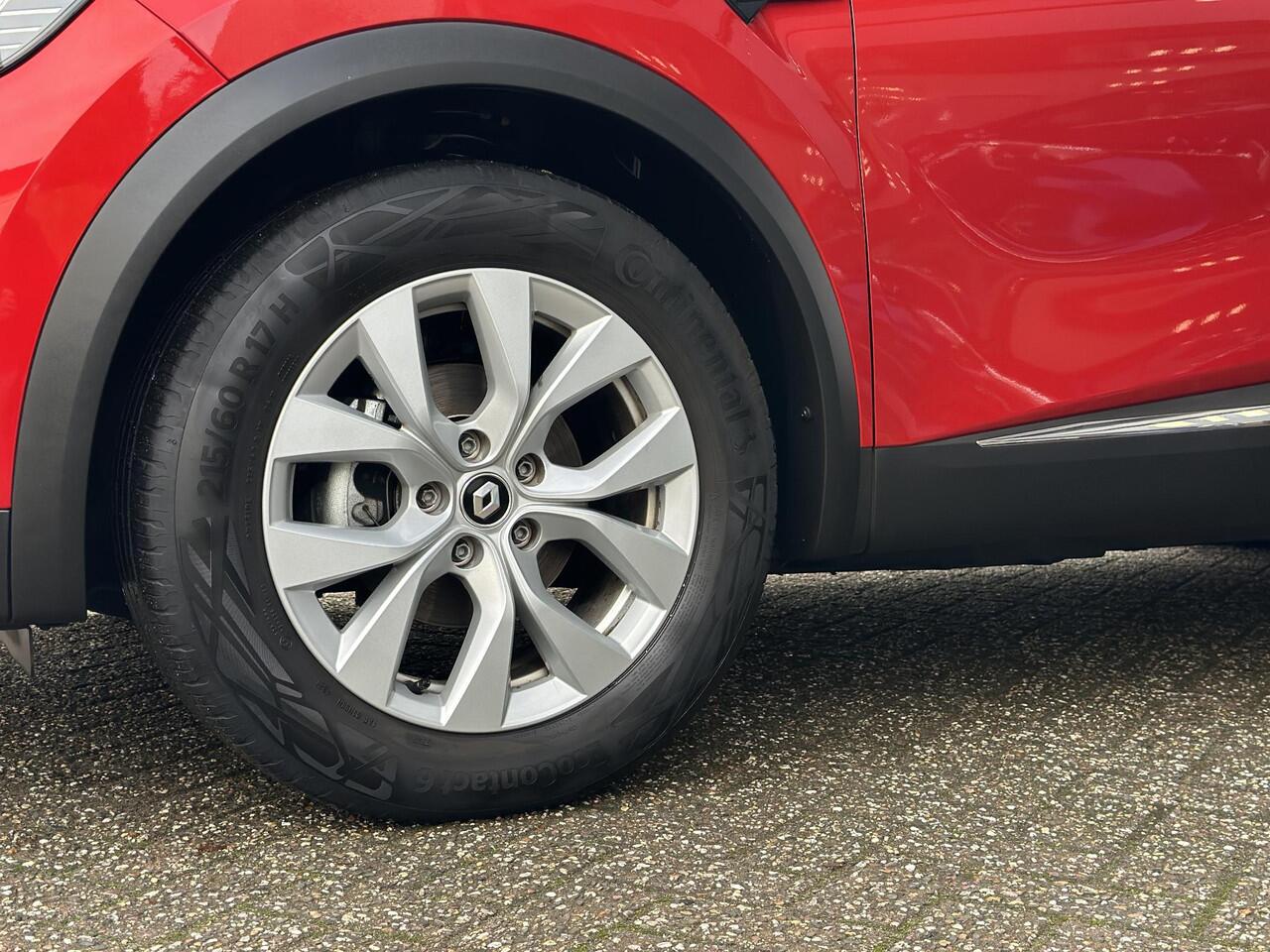 Renault CAPTUR 1.3 TCe 140 EDC Intens | Easylink navigatie | Trekhaak | Lage kilometerstand!! | Dealeronderhouden |