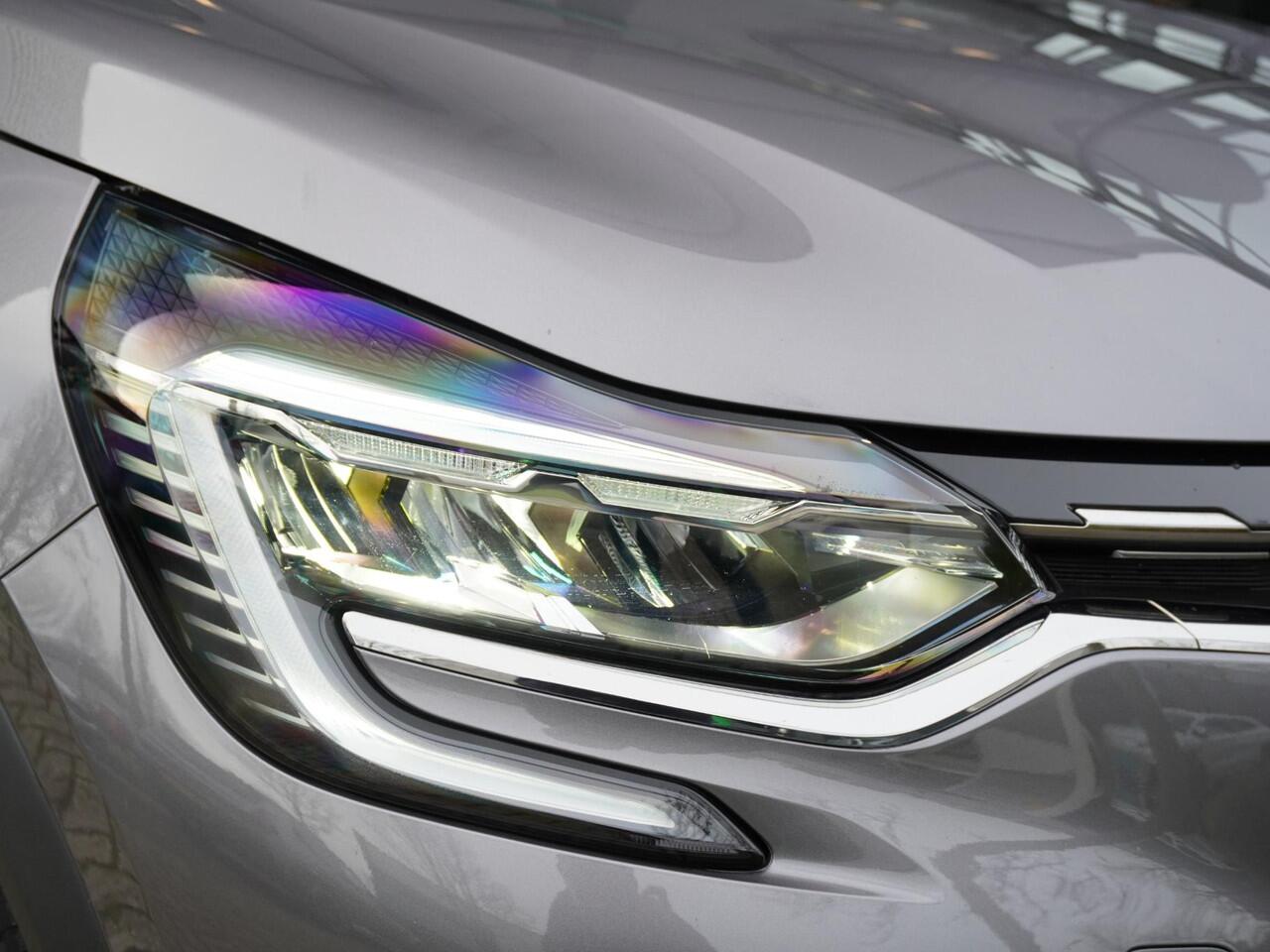 Renault CAPTUR TCe 90 Intens / DEALER OND. / 1E EIGENAAR / NAVI / PDC V+A / KEYLESS / CAMERA / LANE ASS. / CRUISE / CLIMATE / DAB / APPLE CARPLAY / ANDROID AUTO / BLUETOOTH / 17 '' LMV