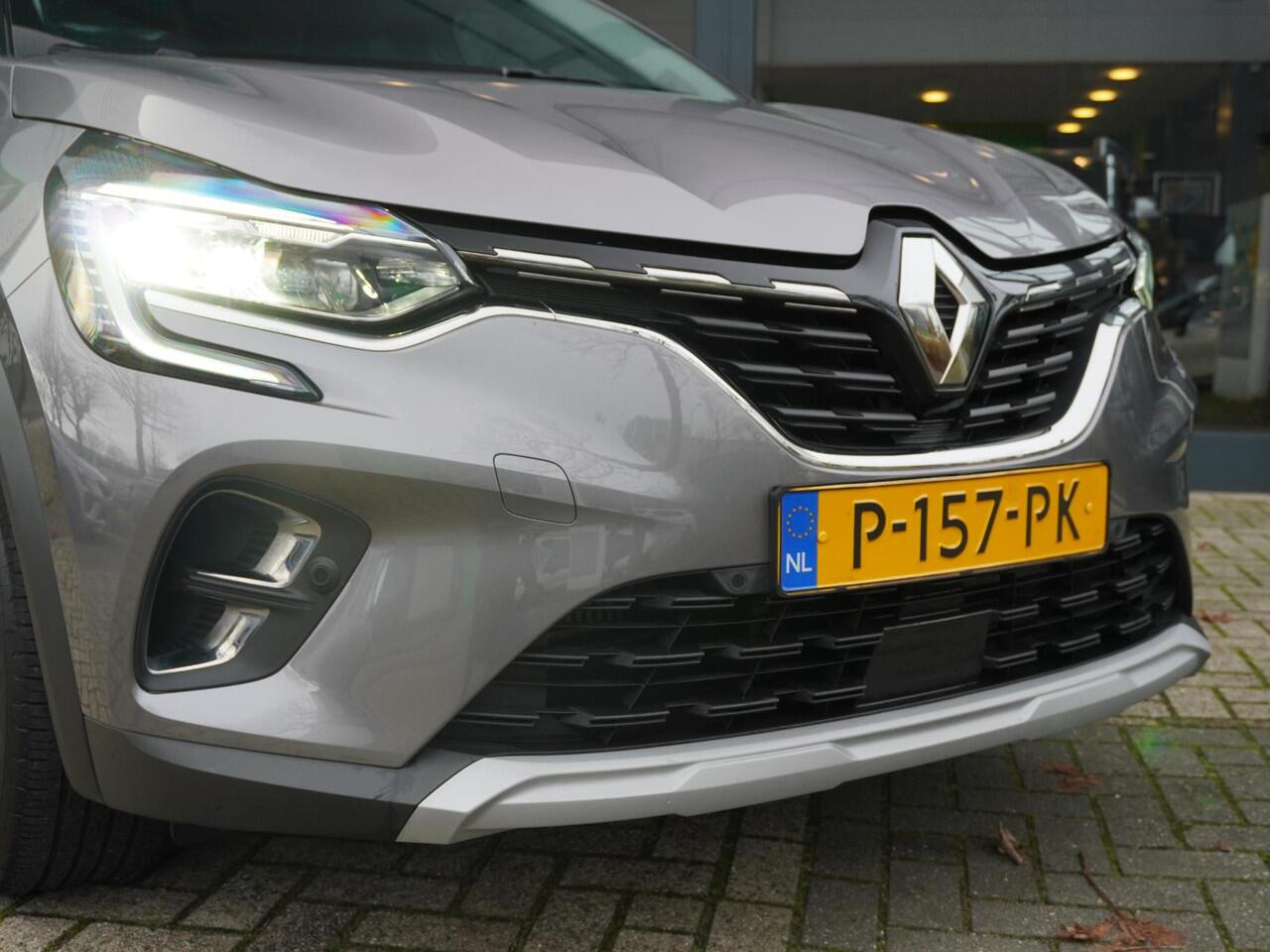 Renault CAPTUR TCe 90 Intens / DEALER OND. / 1E EIGENAAR / NAVI / PDC V+A / KEYLESS / CAMERA / LANE ASS. / CRUISE / CLIMATE / DAB / APPLE CARPLAY / ANDROID AUTO / BLUETOOTH / 17 '' LMV