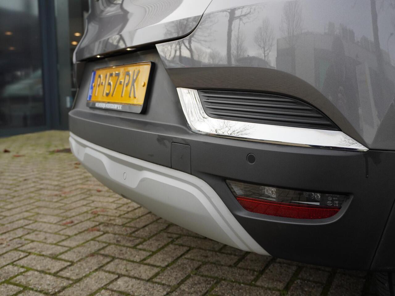 Renault CAPTUR TCe 90 Intens / DEALER OND. / 1E EIGENAAR / NAVI / PDC V+A / KEYLESS / CAMERA / LANE ASS. / CRUISE / CLIMATE / DAB / APPLE CARPLAY / ANDROID AUTO / BLUETOOTH / 17 '' LMV