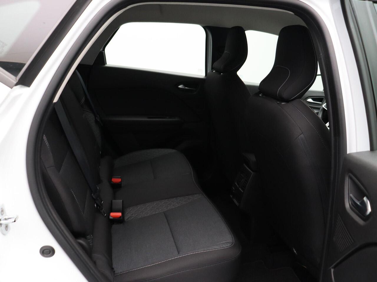 Renault CAPTUR E-Tech Hybrid 145pk Zen AUTOMAAT | Trekhaak | Achteruitrijcamera | Parkeersensoren voor en achter | Apple Carplay & Android Auto | Elektronische klimaatregeling