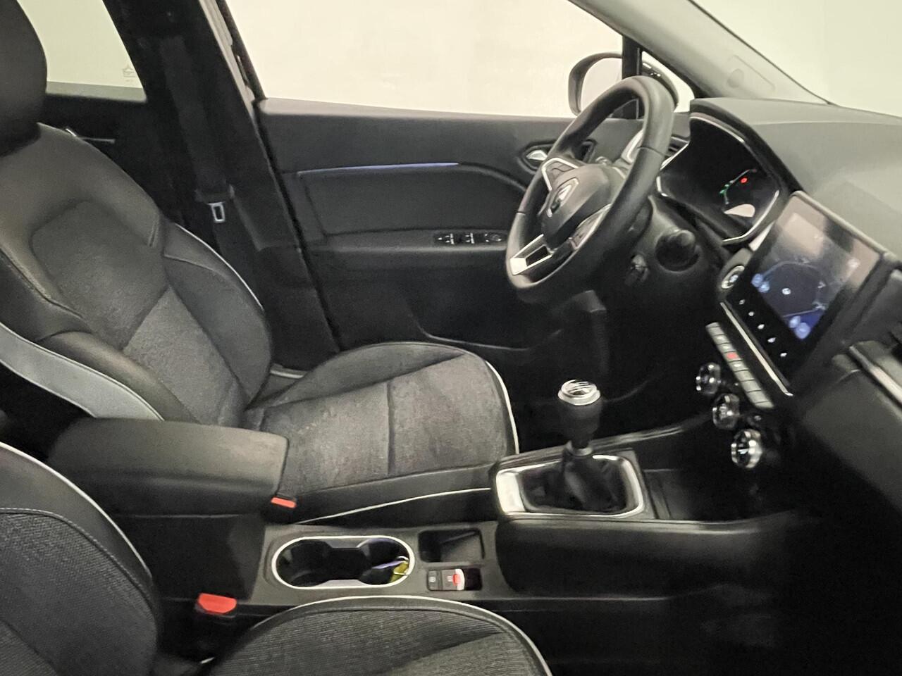 Renault CAPTUR 1.0 TCe 90 techno Navigatie Apple Carplay/Android Auto Camera Parkeersensoren achter Cruise Control Full Led Climate Control Lichtmetalen velgen