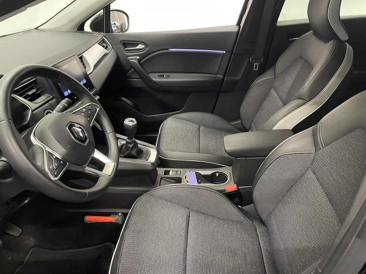 Renault CAPTUR 1.0 TCe 90 techno Navigatie Apple Carplay/Android Auto Camera Parkeersensoren achter Cruise Control Full Led Climate Control Lichtmetalen velgen