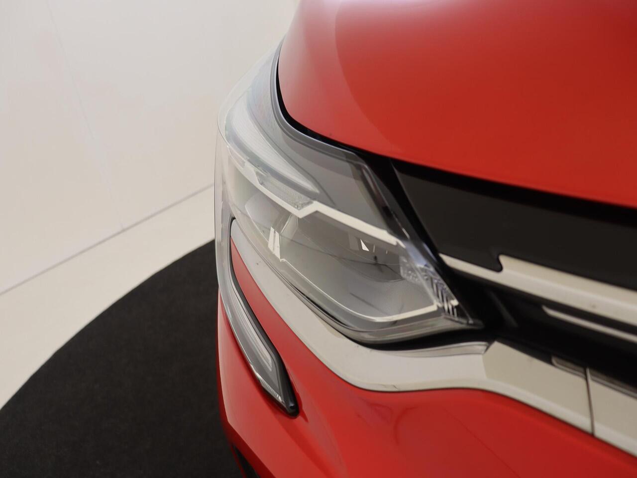 Renault CAPTUR 1.3 mild hybrid 140 SL Rive Gauche Bi tone | LM velgen | apple carplay | android auto