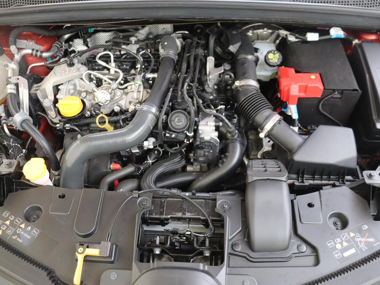 Renault CAPTUR 1.3 mild hybrid 140 SL Rive Gauche Bi tone | LM velgen | apple carplay | android auto