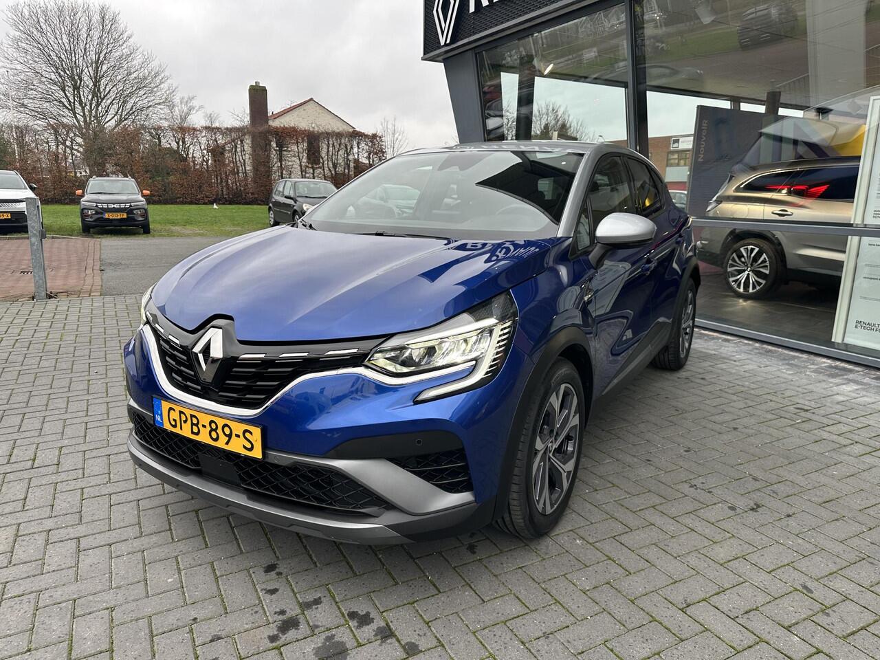 Renault CAPTUR 1.3 mild hybrid 160 R.S. Line / PARKEERSENSOREN / ACHTERUITRIJCAMERA / CRUISE CONTROL / AUTOMAAT / TREKHAAK