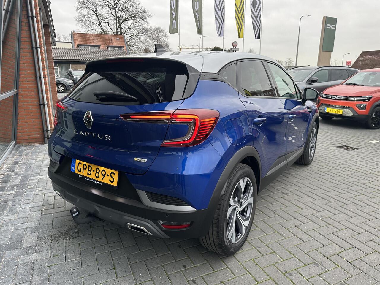 Renault CAPTUR 1.3 mild hybrid 160 R.S. Line / PARKEERSENSOREN / ACHTERUITRIJCAMERA / CRUISE CONTROL / AUTOMAAT / TREKHAAK