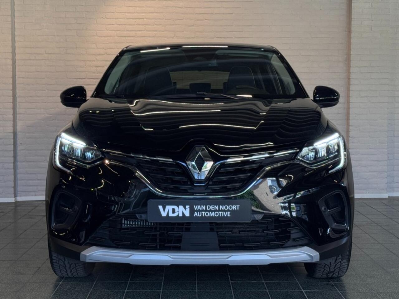 Renault CAPTUR 1.0 TCe Techno 91pk Navi Camera Stoelv Clima Smartlink 17''