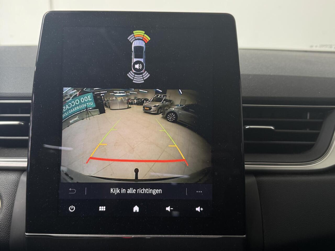 Renault CAPTUR 1.6 E-Tech Plug-in Hybrid 160 Intens | Trekhaak | Navigatie | Climate Control | Achteruitrijcamera |