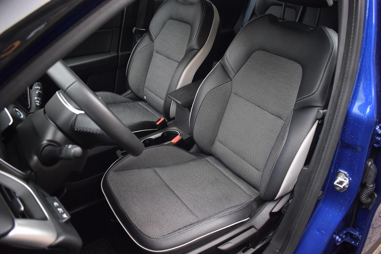 Renault CAPTUR 1.6 E-Tech Hybrid 1e eig RIVE GAUCHE |THK|NAV|PDC