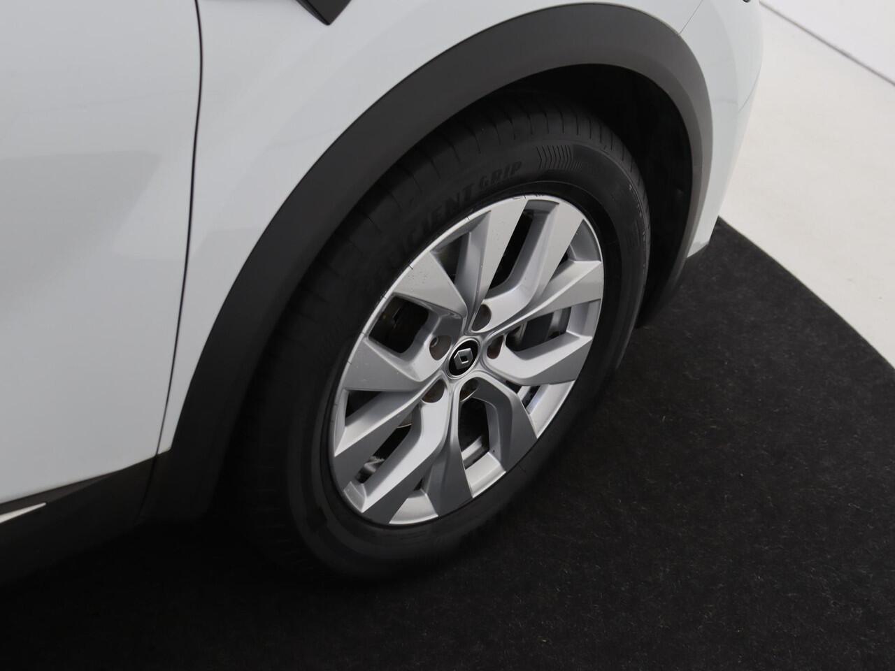 Renault CAPTUR 1.3 TCe 140 PK Intens | Navigatie | Android Auto | Apple Carplay | Camera | Climate Control | Cruise Control | Parkeersensoren V+A