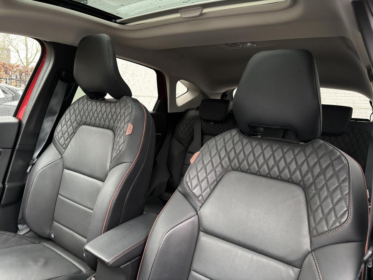 Renault CAPTUR 1.6 E-Tech plug-in hybrid 160 Initiale | Panoramadak | Camera |