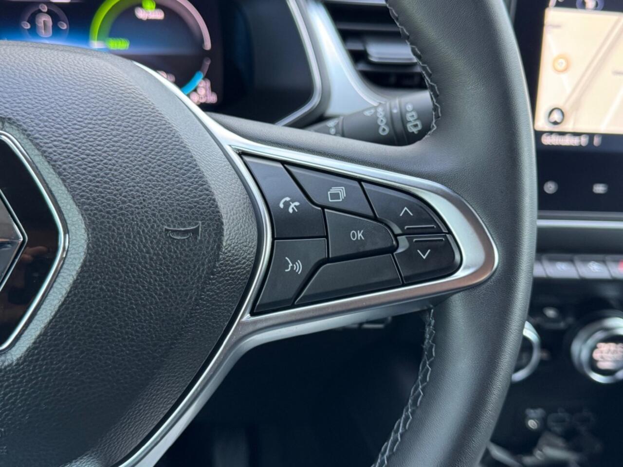 Renault CAPTUR 1.6 E-Tech Plug In - Intens - Navi - Carplay/Android