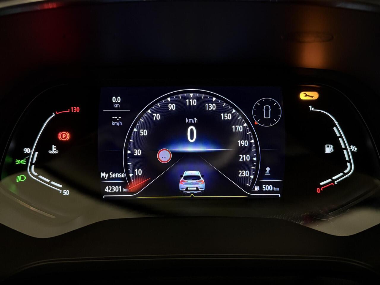 Renault CAPTUR 1.0 TCe 90 Intens | Navigatie | Climate Control | Cruise Control | Lichtmetalen velgen 17" | Parkeersensoren voor, achter en achteruitrijcamera