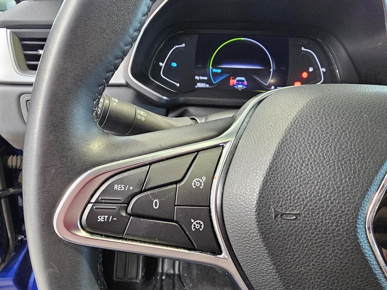 Renault CAPTUR 1.6 E-Tech Hybrid 145