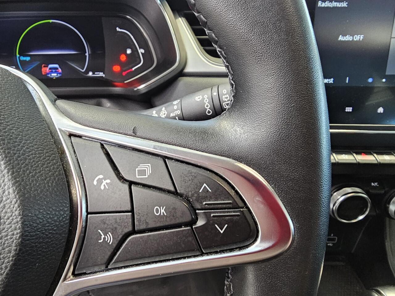 Renault CAPTUR 1.6 E-Tech Hybrid 145