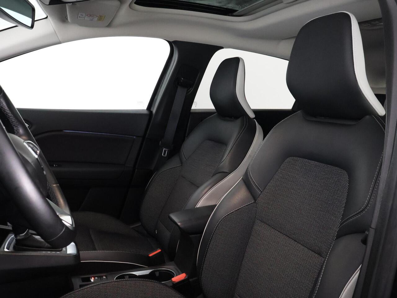 Renault CAPTUR 1.6 E-Tech Plug-in Hybrid 160 Intens