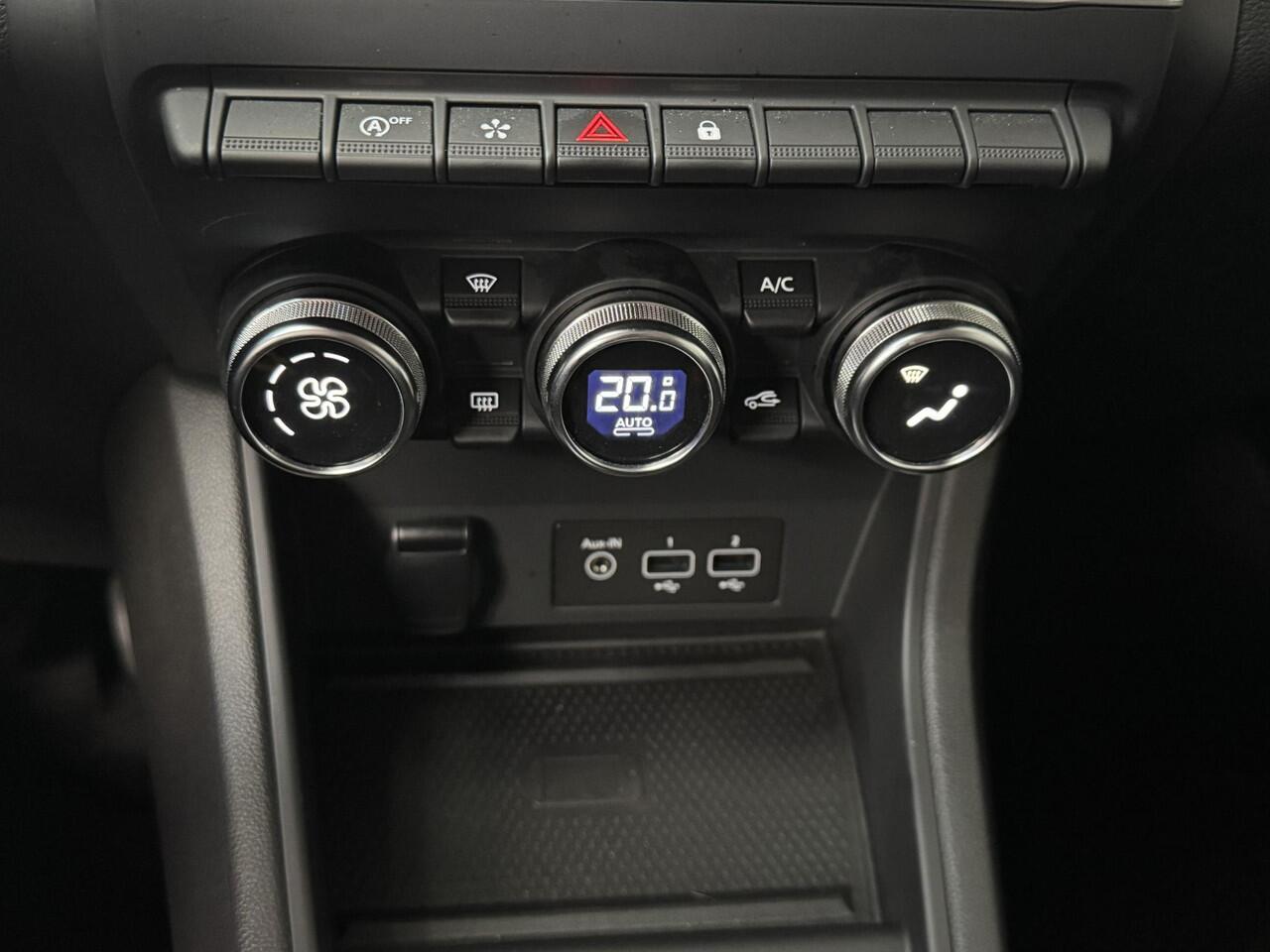 Renault CAPTUR 1.0 TCe 90 Intens | Navigatie | Parkeersensoren V + A en Camera | Cruise Control |