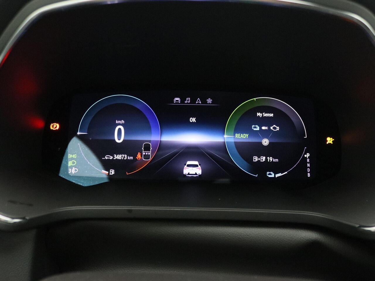 Renault CAPTUR E-Tech Plug-in Hybrid 160 Intens | Camera | PDC Voor + Achter | 9,3" Full-Map Navigatie i.c.m. 10,1" Digitaal Instrumentenpaneel | LED Pure Vision | Climate Control | Cruise Control & Snelheidsbegrenzer | Apple Carplay & Android Auto