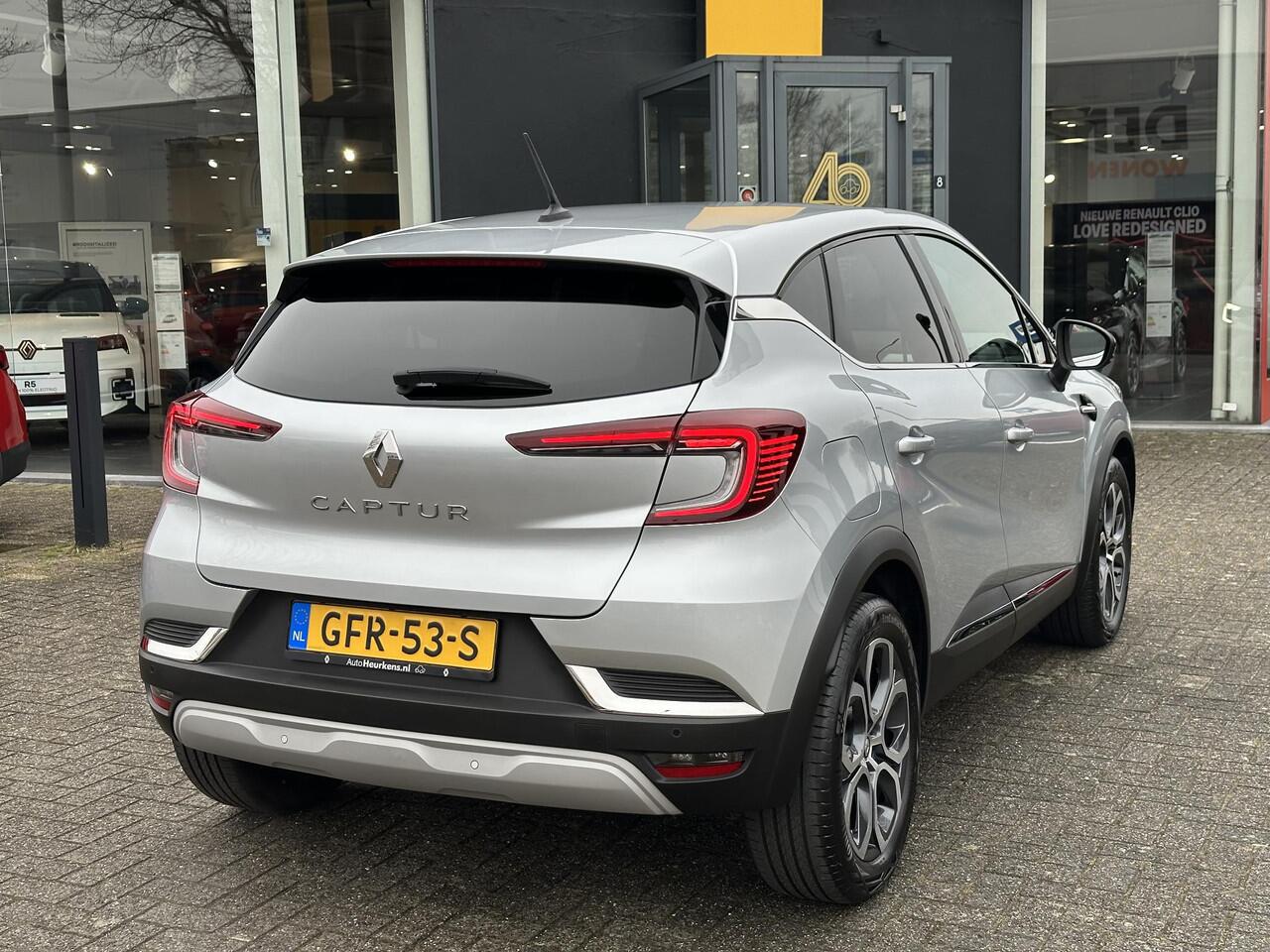 Renault CAPTUR TCe 140 EDC Automaat Intens l Cruise control l Parkeersensoren