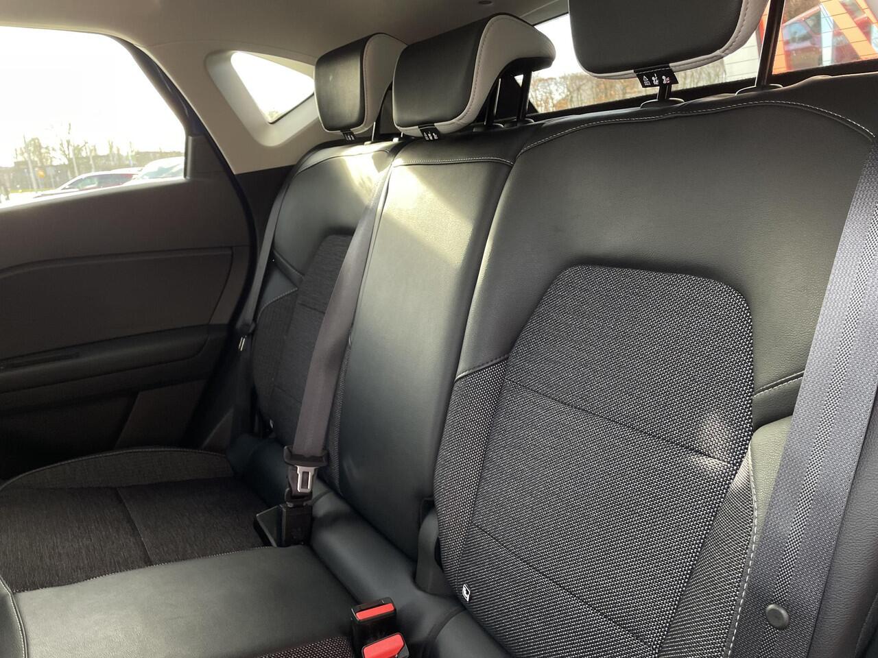 Renault CAPTUR 1.0 TCe 90 Intens / ACHTERUITRIJCAMERA / PARKEERSENSOREN / TREKHAAK / CRUISE CONTROL / CLIMATE CONTROL