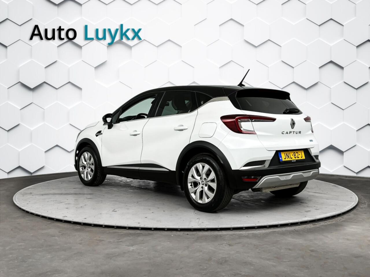 Renault CAPTUR 1.6 E-Tech PHEV 160 Intens | Apple Carplay/Android Auto | Parkeercamera | Cruise Control