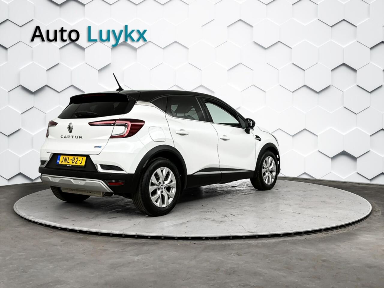 Renault CAPTUR 1.6 E-Tech PHEV 160 Intens | Apple Carplay/Android Auto | Parkeercamera | Cruise Control