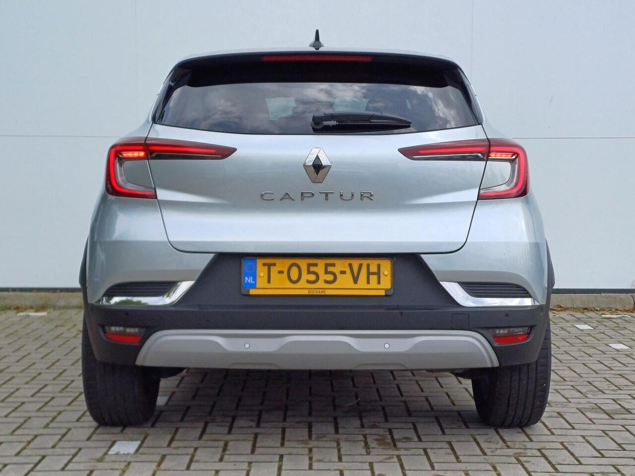 Renault CAPTUR 1.3 Mild Hybrid 160 EDC Techno Automaat / Navigatie / Parkeerassist / 360 Camera / Two-Tone / Climate Control / Cruise Control / Lichtmetalen Velgen / NIEUWSTAAT