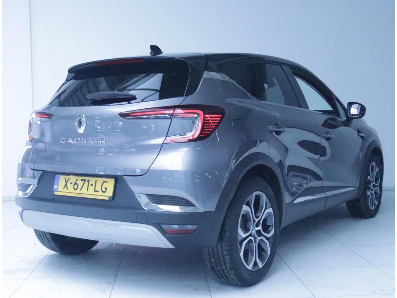 Renault CAPTUR 1.3 Mild Hybrid 160 EDC Techno Clima/Navi/Camera/Bose