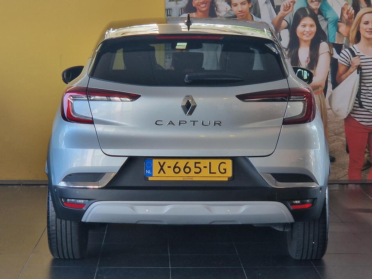 Renault CAPTUR 1.3 Mild Hybrid 160 EDC Techno AUTOMAAT | NAVIGATIE | RONDOM ZICHT CAMERA | PARKEERSENSOREN VOOR-EN ACHTER | 18" LICHTMETALEN VELGEN