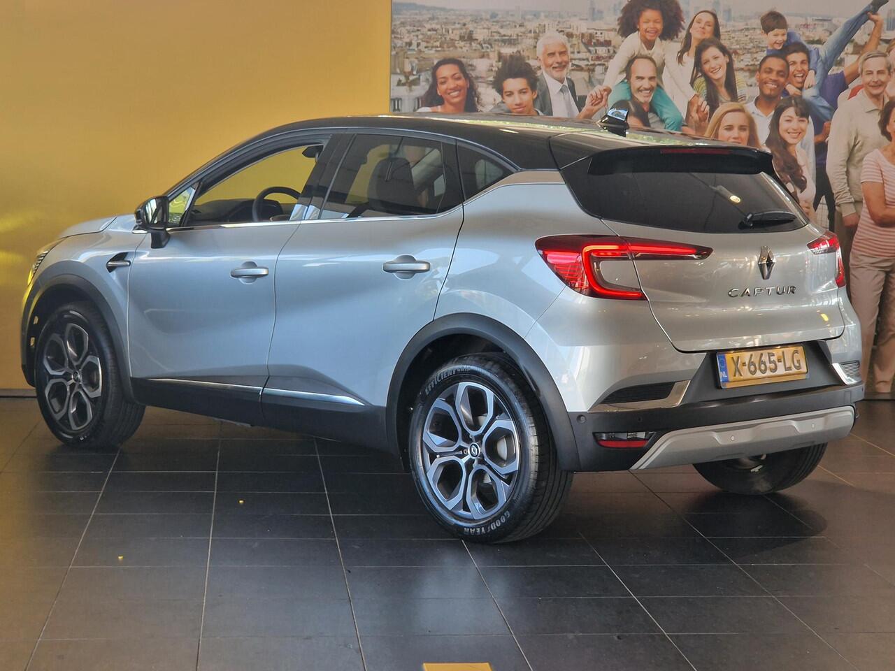 Renault CAPTUR 1.3 Mild Hybrid 160 EDC Techno AUTOMAAT | NAVIGATIE | RONDOM ZICHT CAMERA | PARKEERSENSOREN VOOR-EN ACHTER | 18" LICHTMETALEN VELGEN