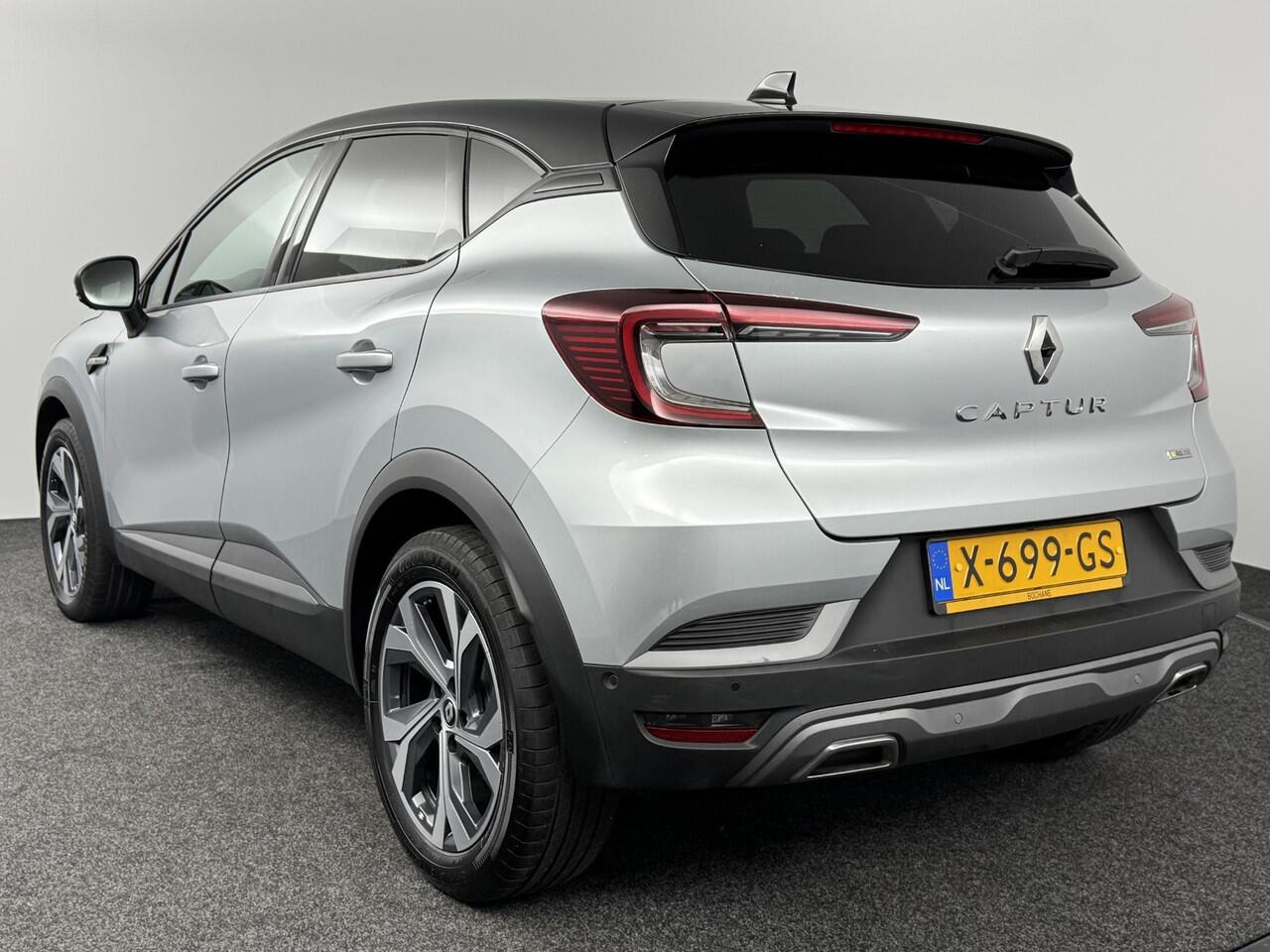 Renault CAPTUR 1.3 Mild Hybrid 160 R.S. Line Automaat | Bose | Rondomzicht camera | Cruise control Adaptief | Stuurverwarming |