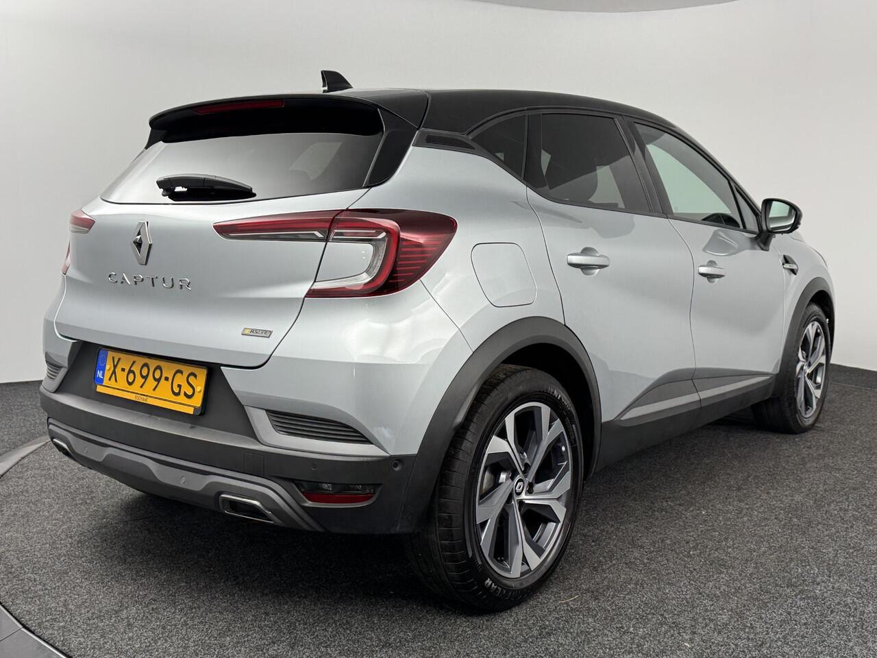 Renault CAPTUR 1.3 Mild Hybrid 160 R.S. Line Automaat | Bose | Rondomzicht camera | Cruise control Adaptief | Stuurverwarming |