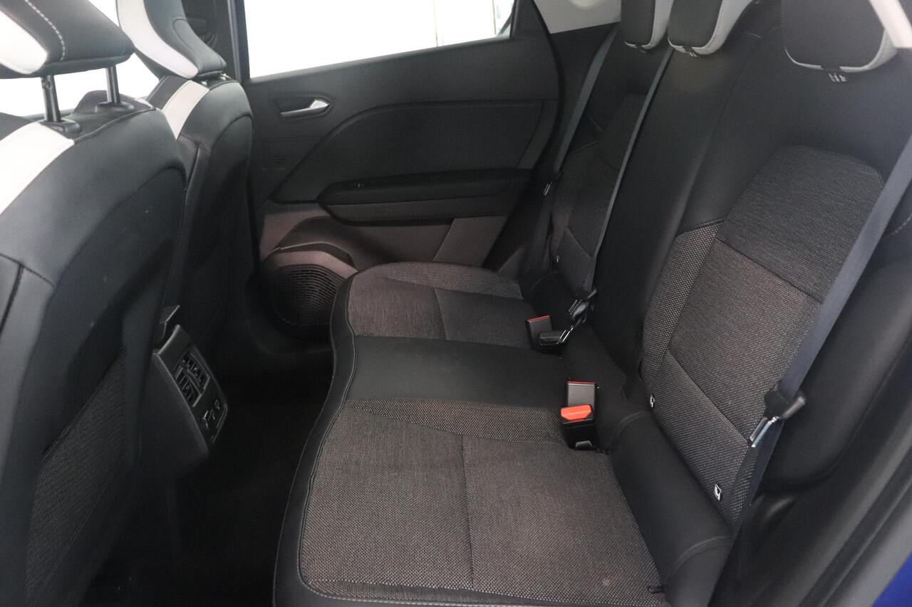 Renault CAPTUR 1.0 TCe 90 techno | 360 Camera | BOSE audio | Navigatie | 18" Lichtmetaal | LED | Apple Carplay Android Auto |