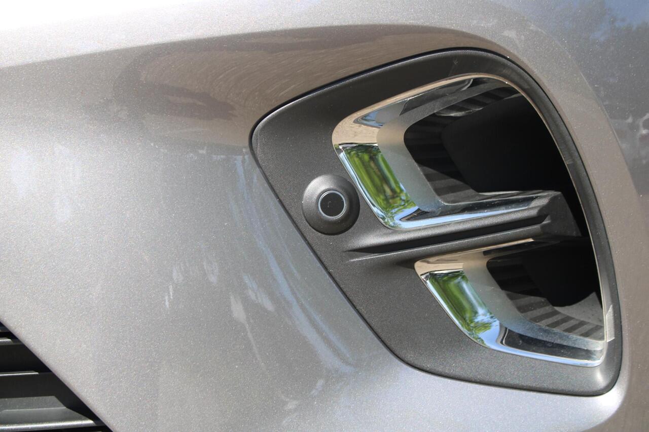 Renault CAPTUR 1.3 mild hybrid 160 techno Navigatiesysteem | Stoelverwarming | Achterruitrijcamera